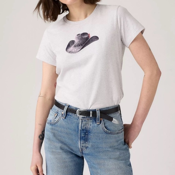 Levi's Tops - Women’s Levi’s Perfect Tee Moody Cowboy Hat Graphic Shirt Girly Size Medium